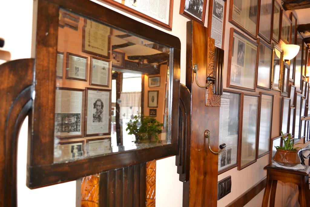 Hostal Santa Agueda Tarazona Esterno foto