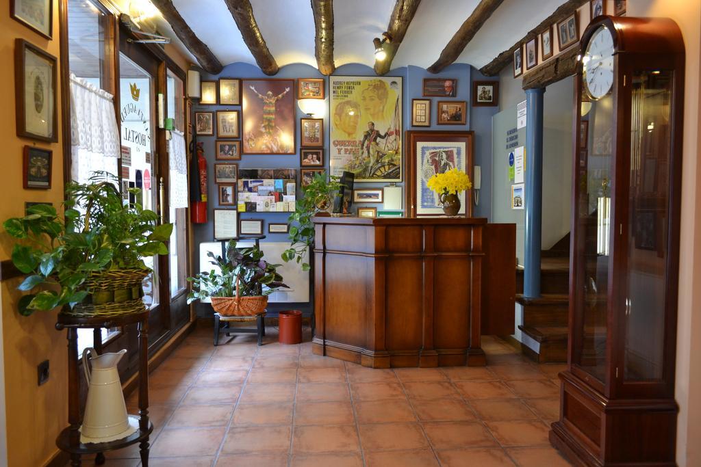 Hostal Santa Agueda Tarazona Esterno foto